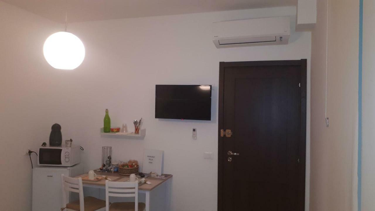 Le Camere Di Sabrina Con Bagno In Camera Sarzana Εξωτερικό φωτογραφία